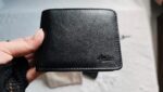 AURNIQ Classic Black Bifold Wallet – Genuine Leather | RFID Protected